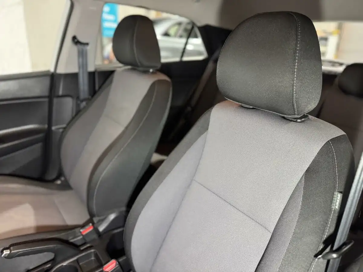 2017-hyundai-i20-12-se-hatchback-5d-big-21