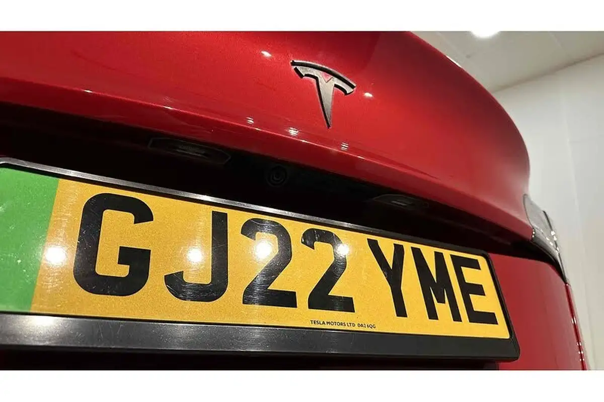 2021-tesla-model-3-e-standard-plus-big-13