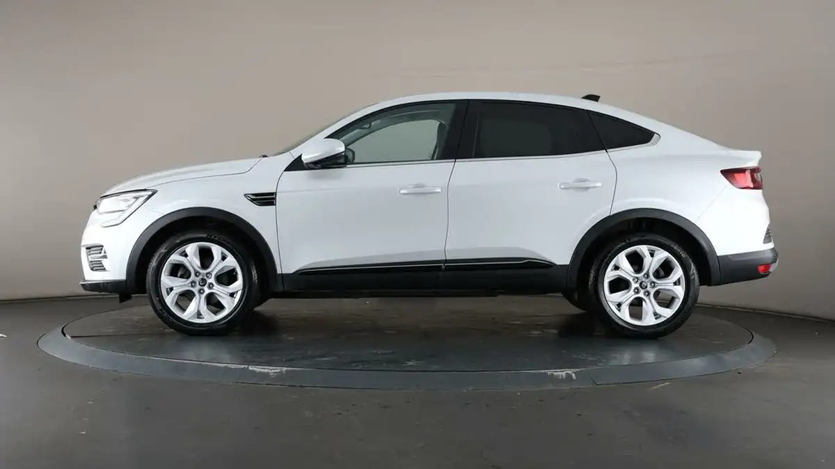 2022-renault-arkana-16-s-edition-big-35