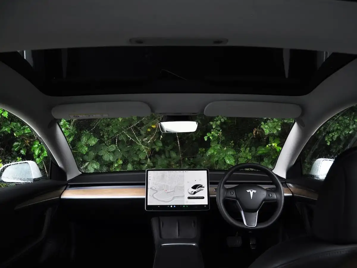 2021-tesla-model-3-e-standard-plus-big-62