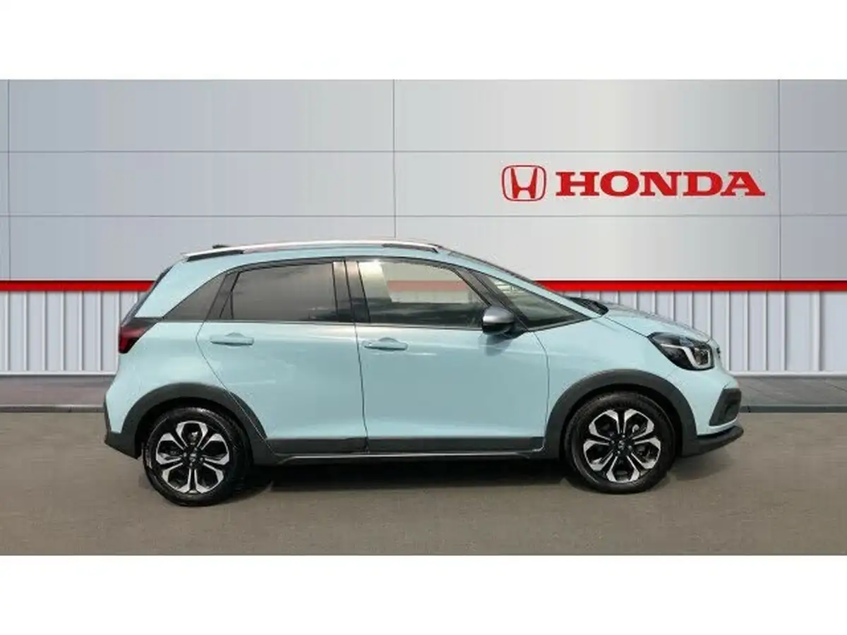 2021-honda-jazz-15-i-mmd-crosstar-ex-107ps-big-4