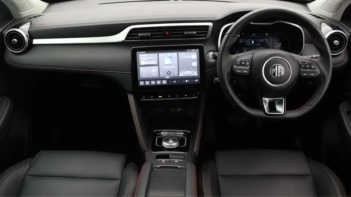 2023-mg-zs-suv-e-trophy-connect-ev-156ps-long-range-big-12