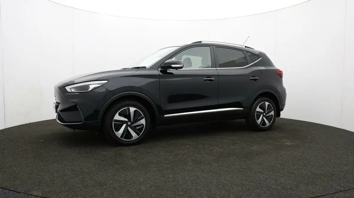 2023-mg-zs-suv-e-trophy-connect-ev-156ps-long-range-big-57