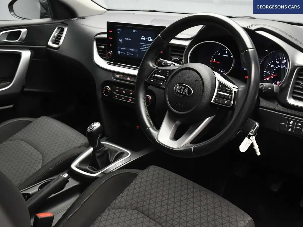 2020-kia-ceed-16crdi-2-114bhp-adap-hatchback-big-10