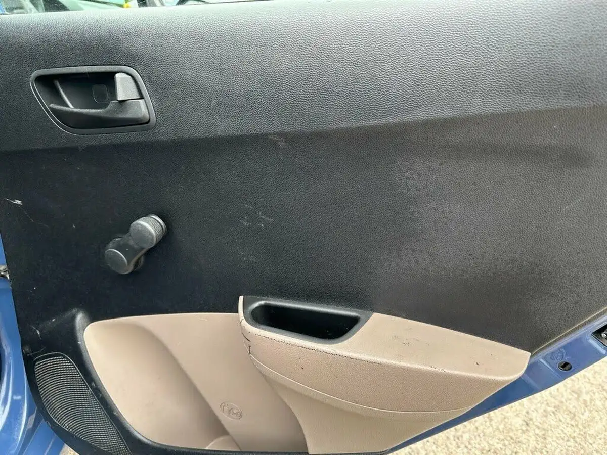 2015-hyundai-i10-10-s-big-14