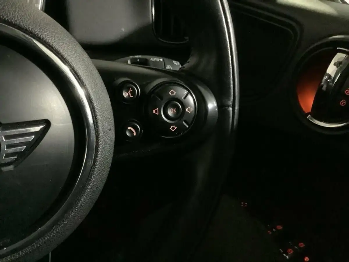 2018-mini-countryman-20td-cooper-d-jcw-chili-ss-auto-big-17