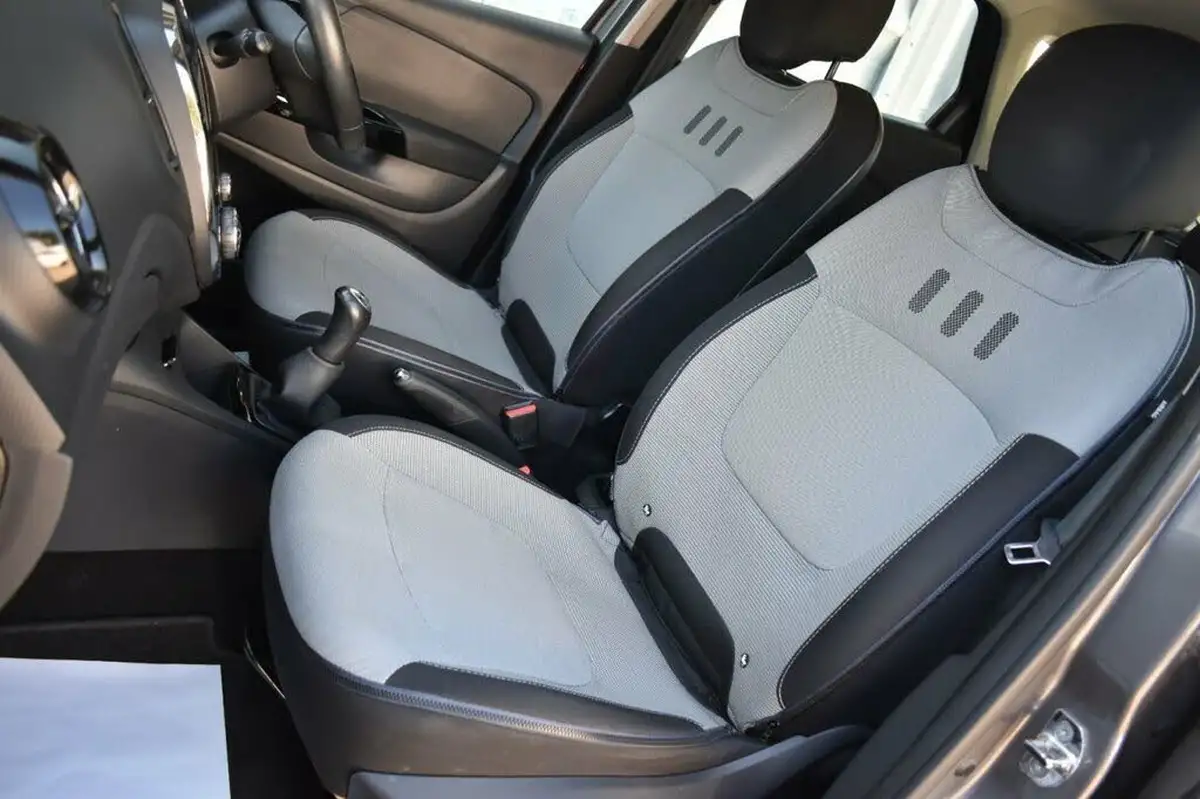 2015-renault-captur-09-dynamique-big-9