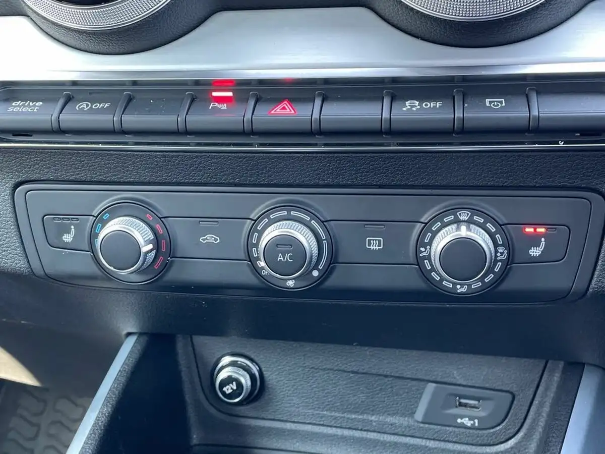 2022-audi-q2-15-35-tfsi-s-line-tronic-big-17