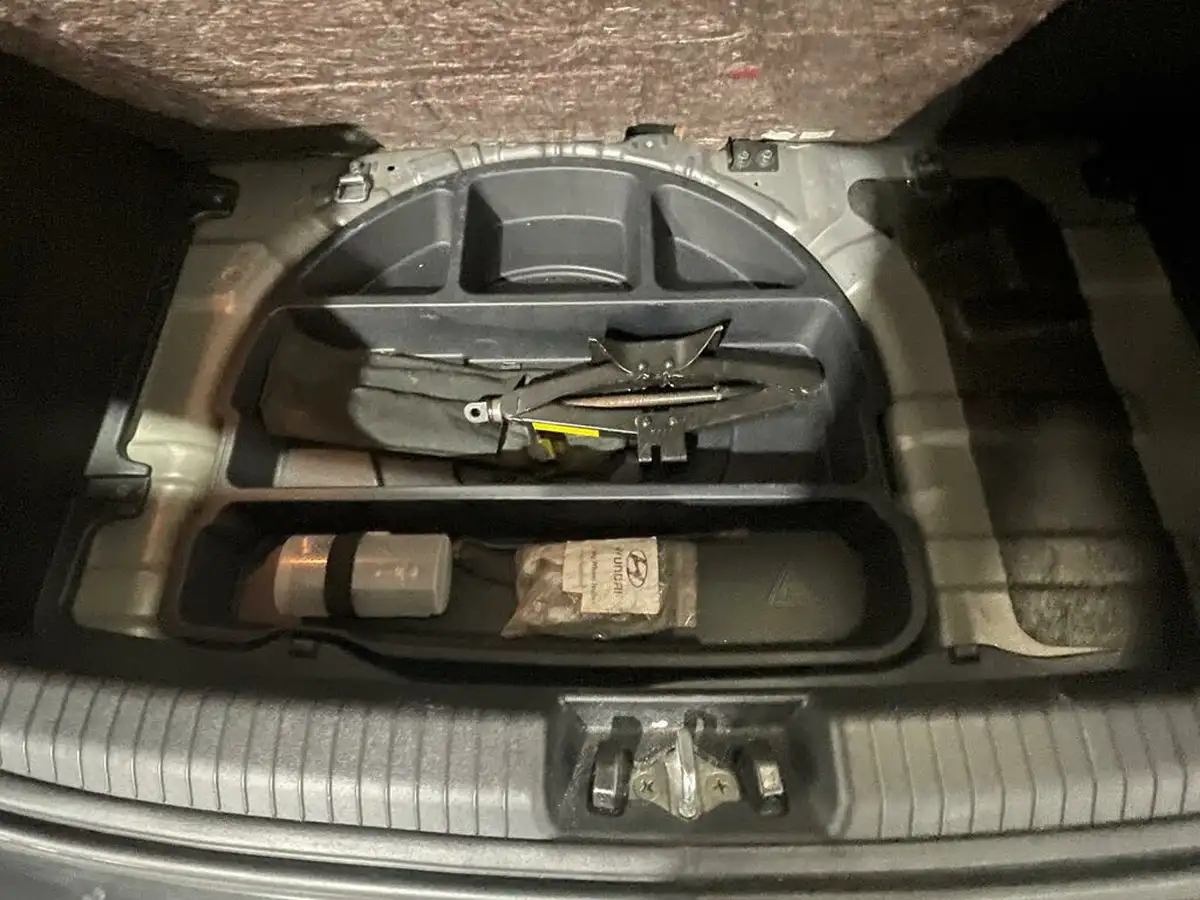 2010-hyundai-i20-12-comfort-5d-big-20