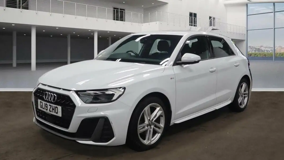 2019-audi-a1-10-30-tfsi-s-line-big-4