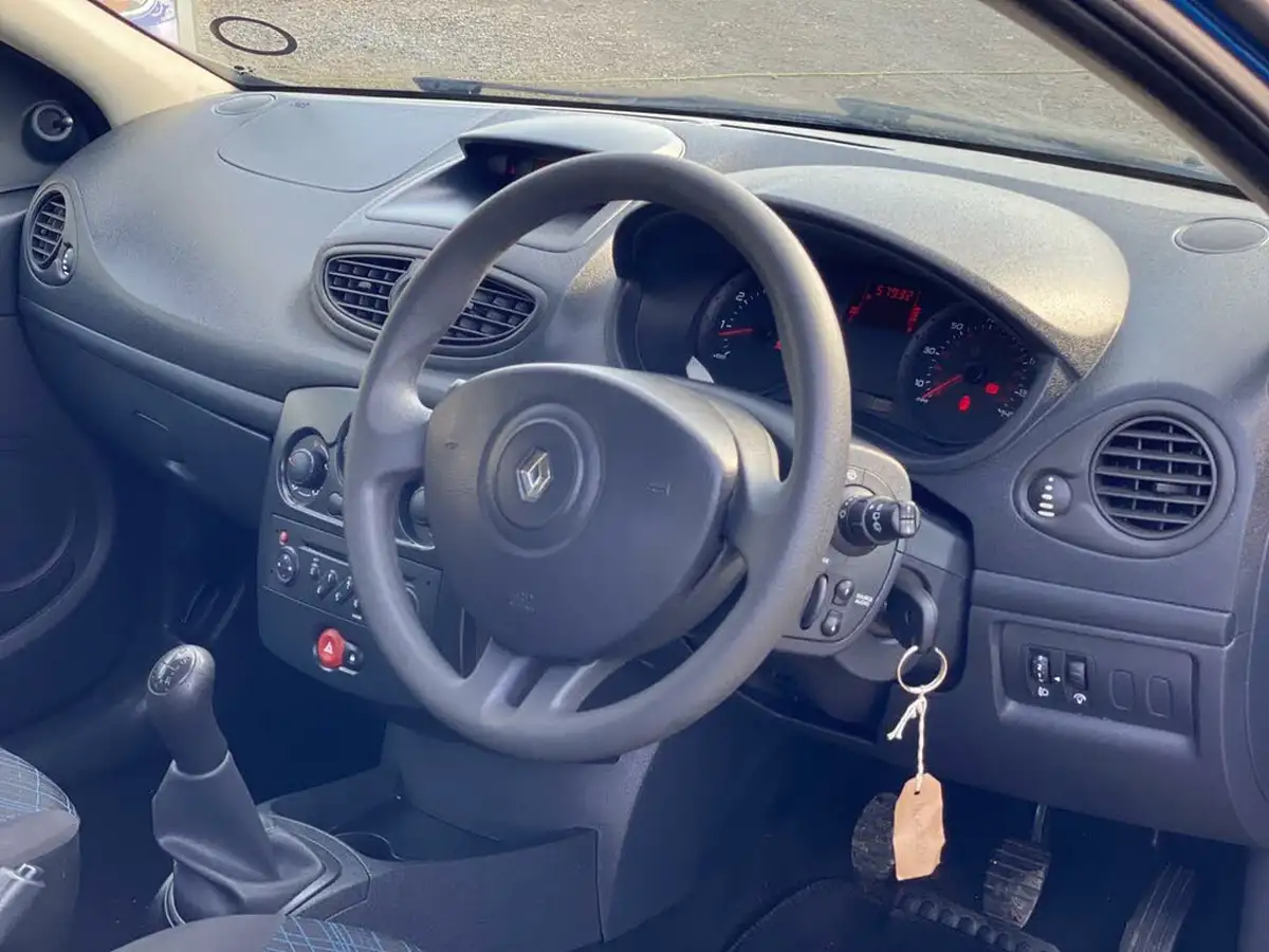 2008-renault-clio-12-extreme-16v-75bhp-3d-big-8