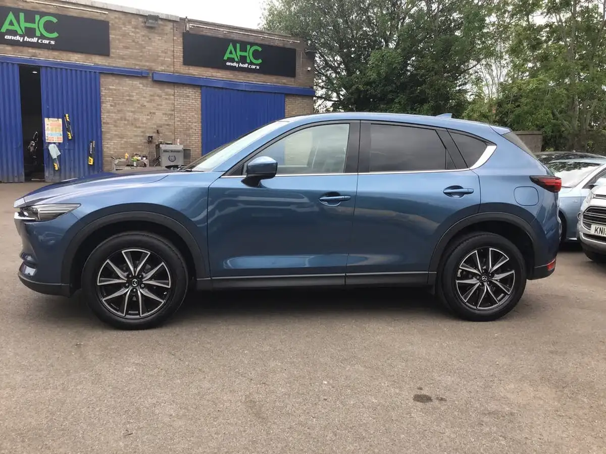 2017-mazda-cx-5-20-sport-nav-big-4
