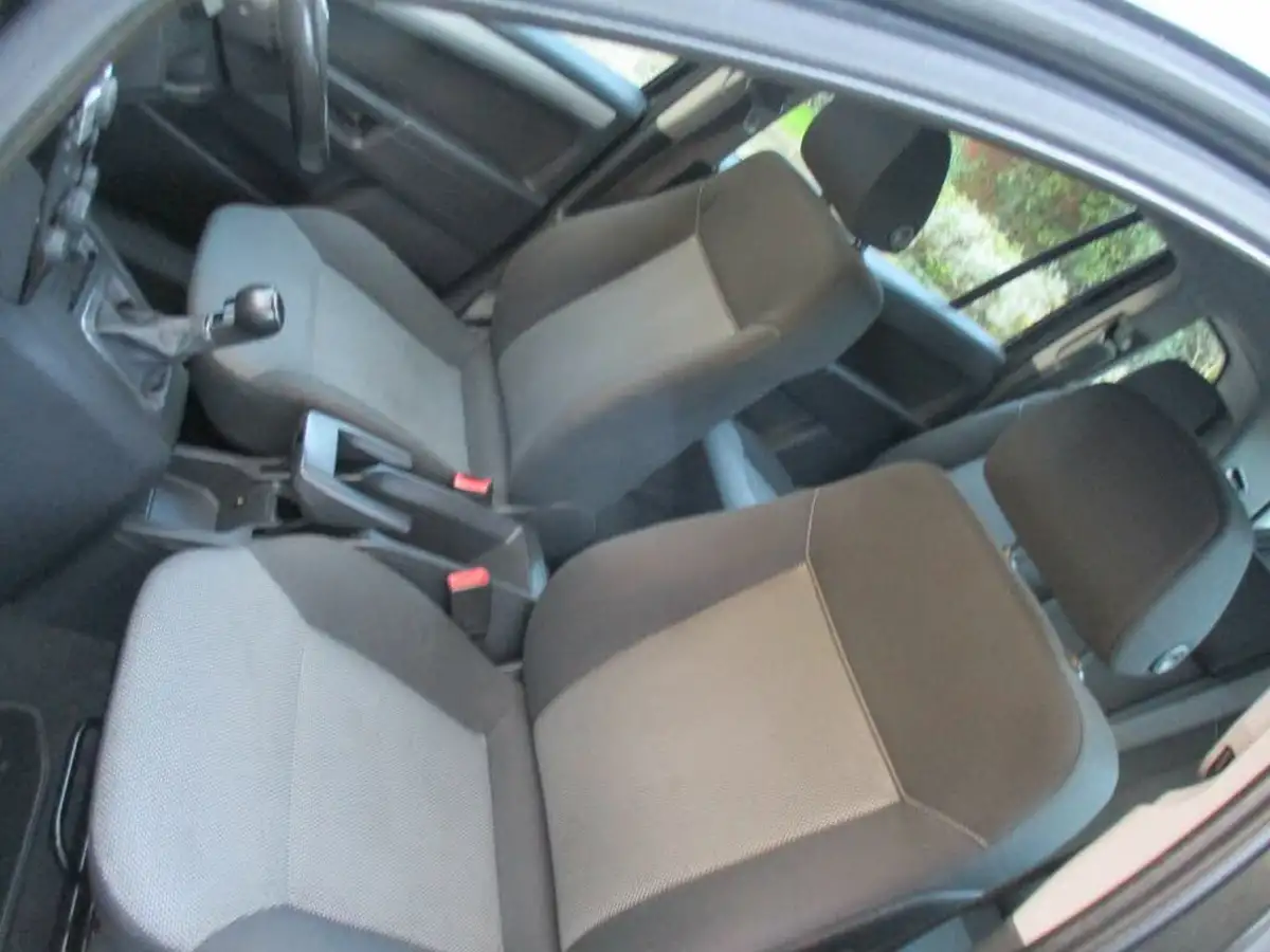 2013-vauxhall-zafira-16-exclusiv-big-21