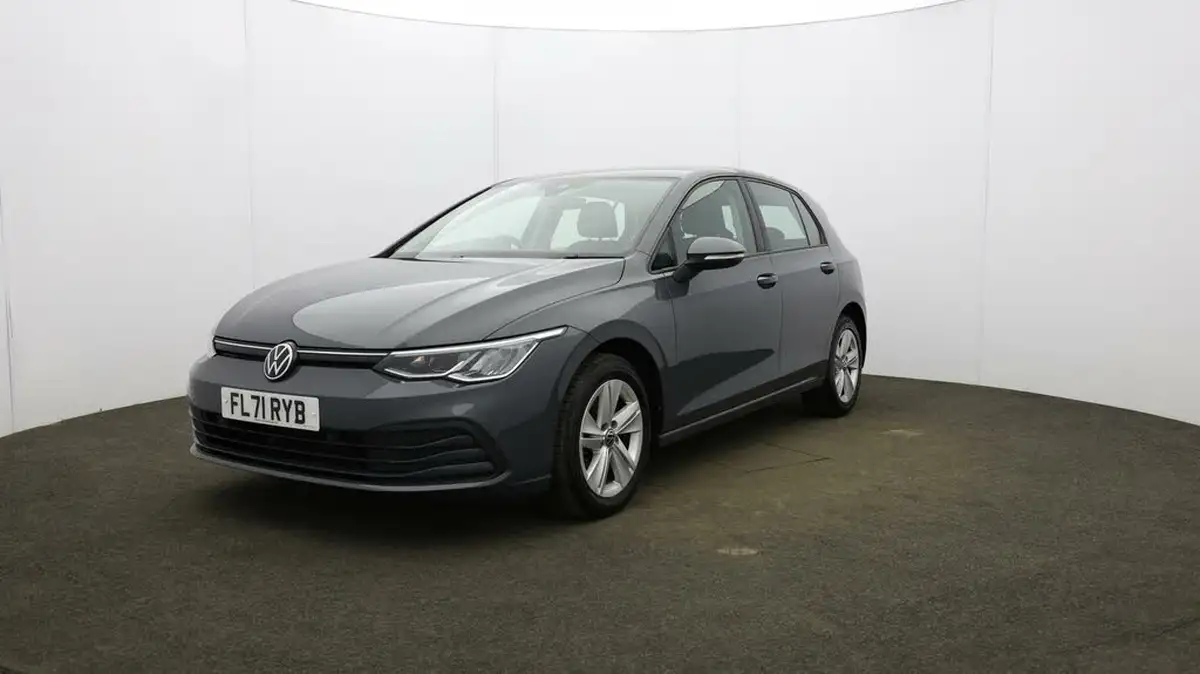 2021-volkswagen-golf-15-etsi-life-150ps-hatchback-big-19