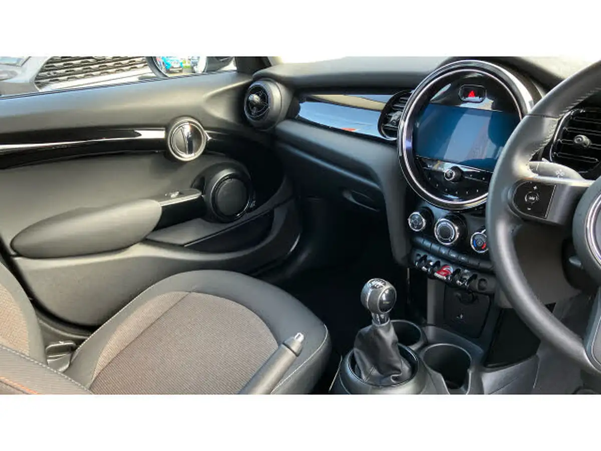 2021-mini-cooper-15-cooper-classic-hatchback-5d-big-13