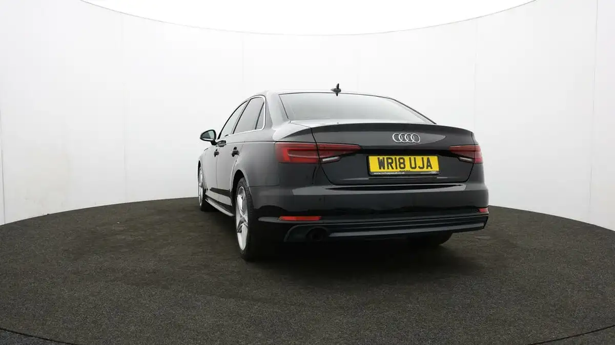 2018-audi-a4-14-tfsi-s-line-tronic-big-30