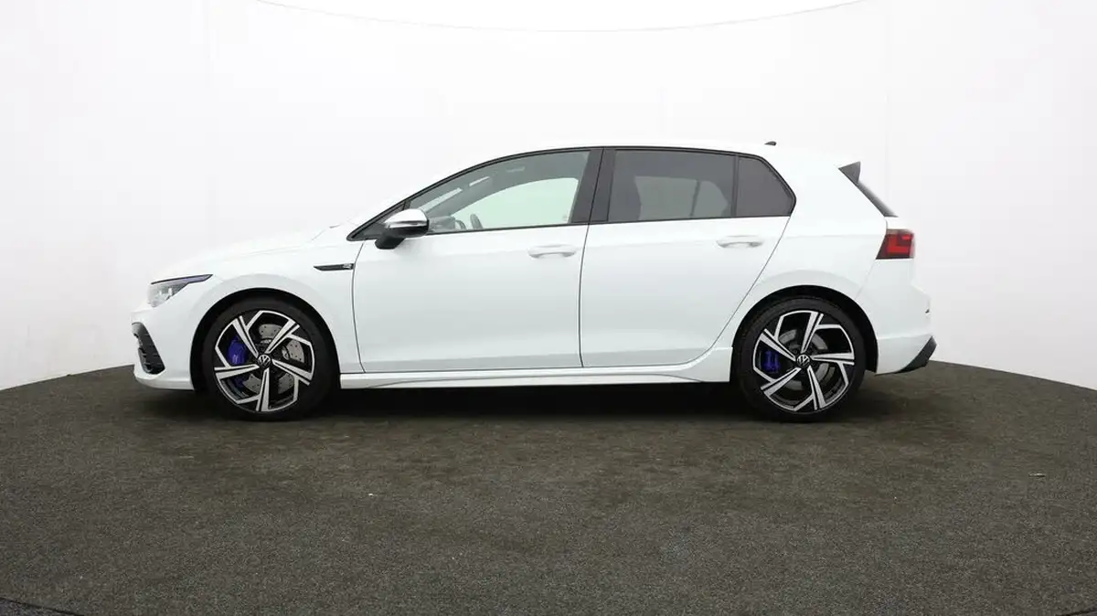 2023-volkswagen-golf-20-tsi-r-320ps-hatchback-big-67