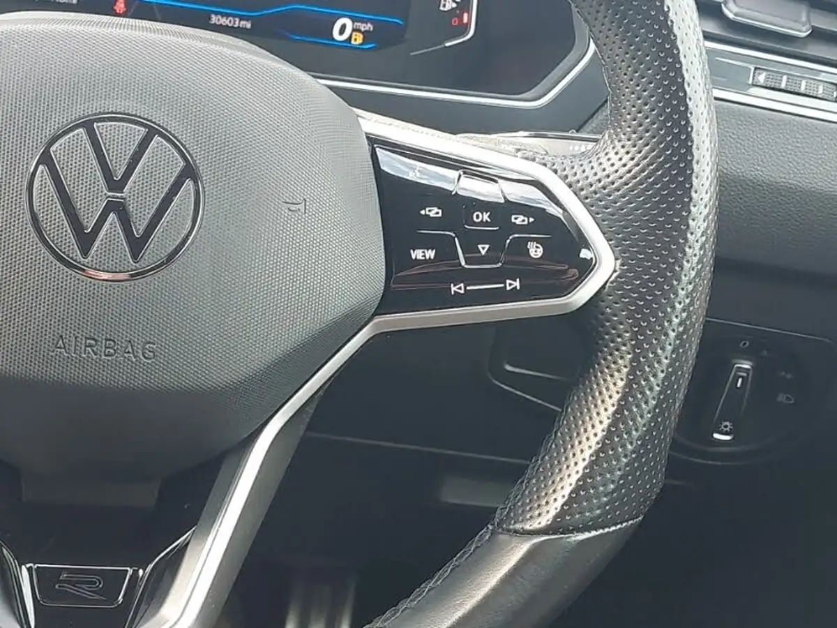 2020-volkswagen-tiguan-15-tsi-r-line-big-18