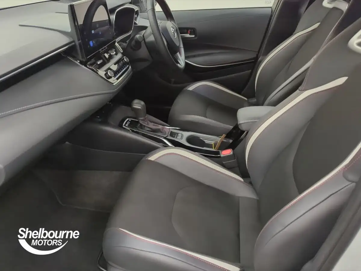 2024-toyota-corolla-18-vvt-i-gr-sport-touring-sports-big-8