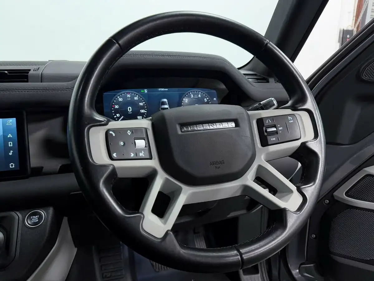 2021-land-rover-90-defender-20-p300-x-dynamic-se-big-45