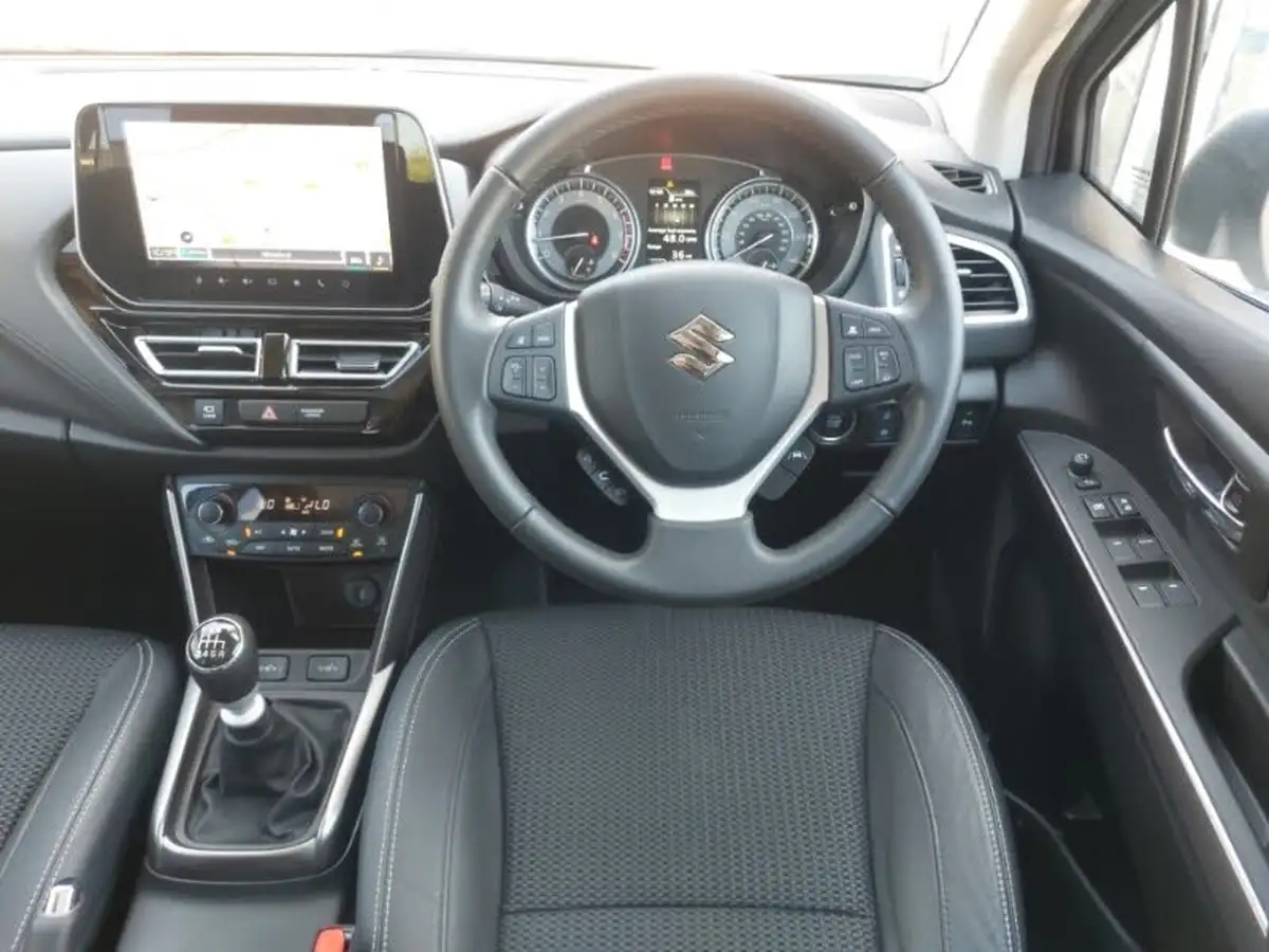 2024-suzuki-s-cross-14-boosterjet-ultra-big-6