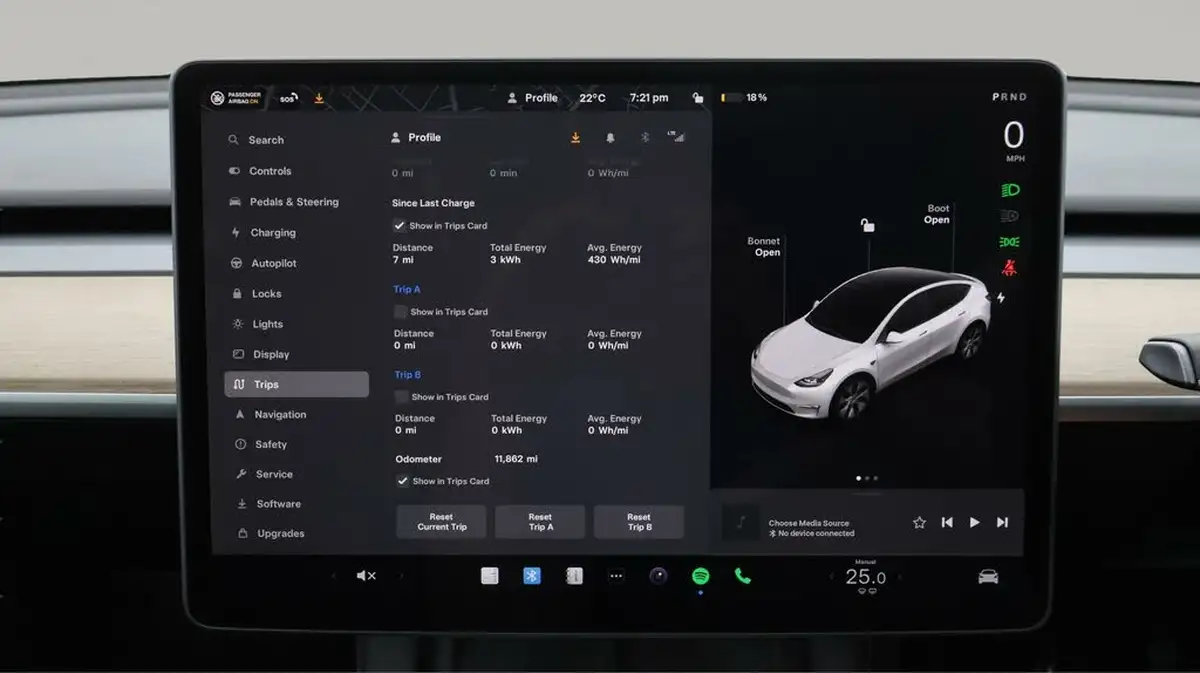 2023-tesla-model-y-e-rwd-big-10