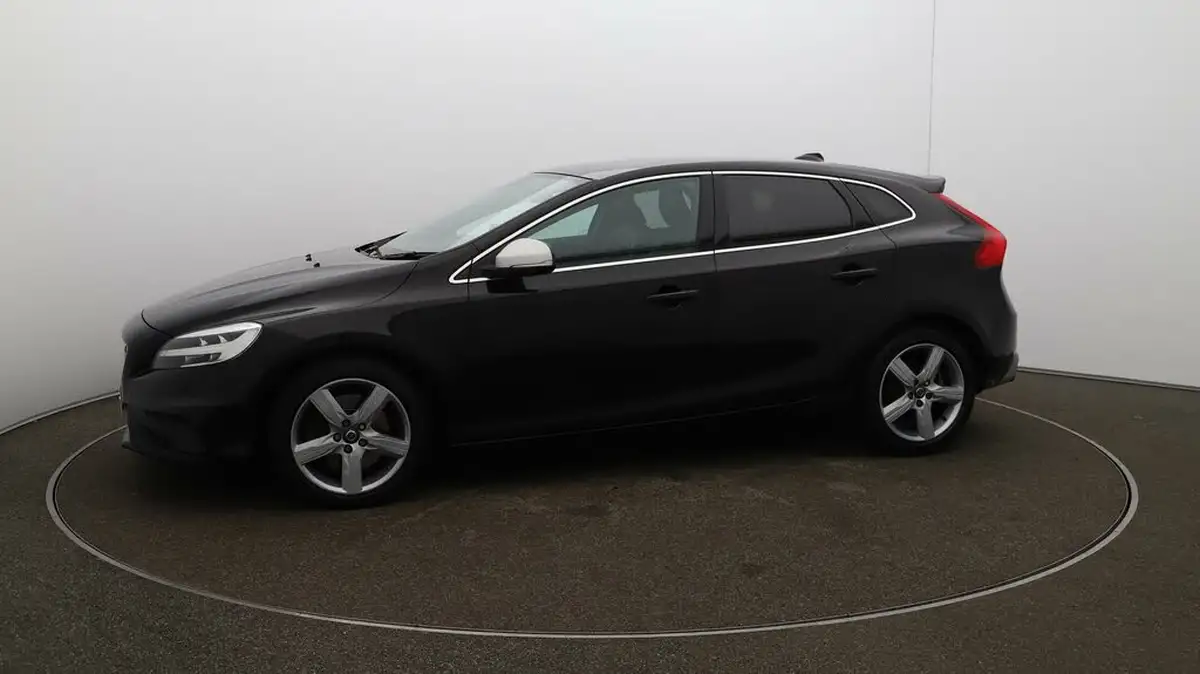 2019-volvo-v40-20td-d3-r-design-nav-plus-geartronic-big-66