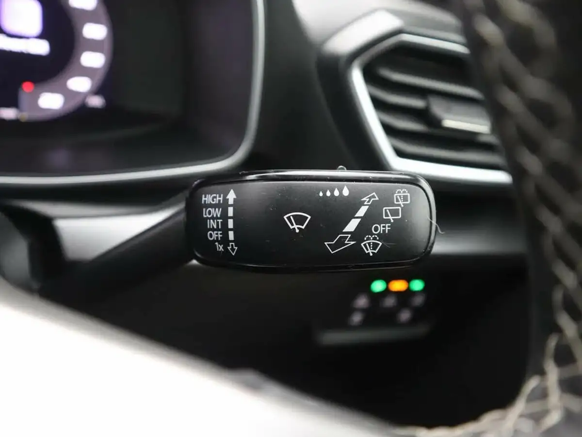 2024-seat-leon-big-22