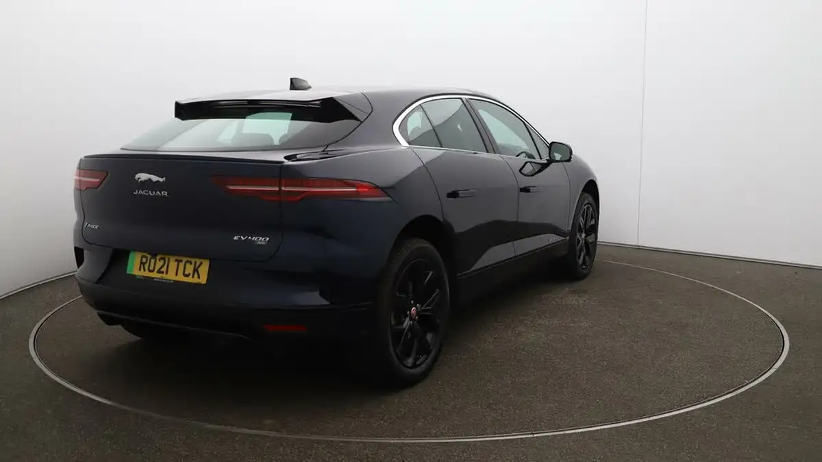 2021-jaguar-i-pace-ev400-hse-big-55