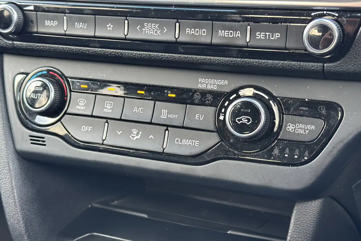 2021-kia-e-niro-ev-4-big-14