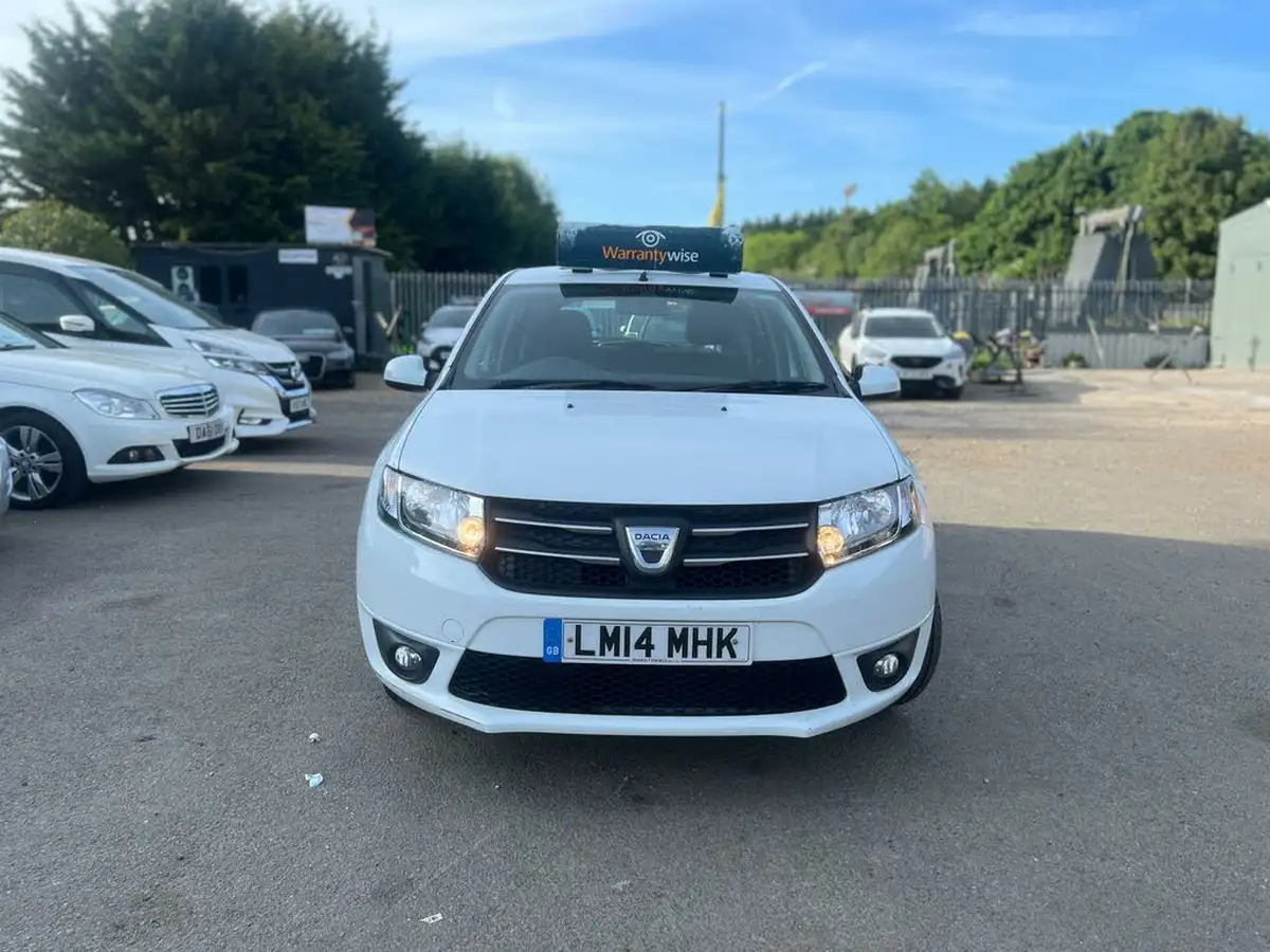 2013-dacia-sandero-12-laureate-big-5