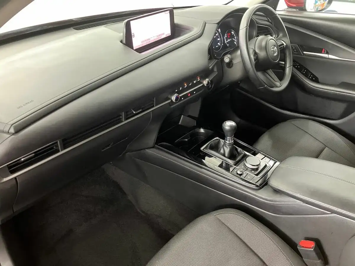2024-mazda-cx-30-20-e-skyactiv-g-prime-line-big-38