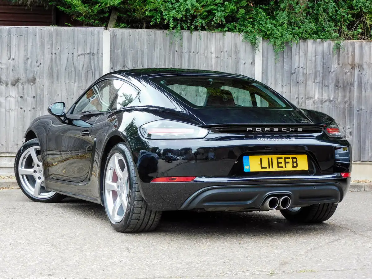 2018-porsche-cayman-718-25-cayman-s-ss-pdk-big-1
