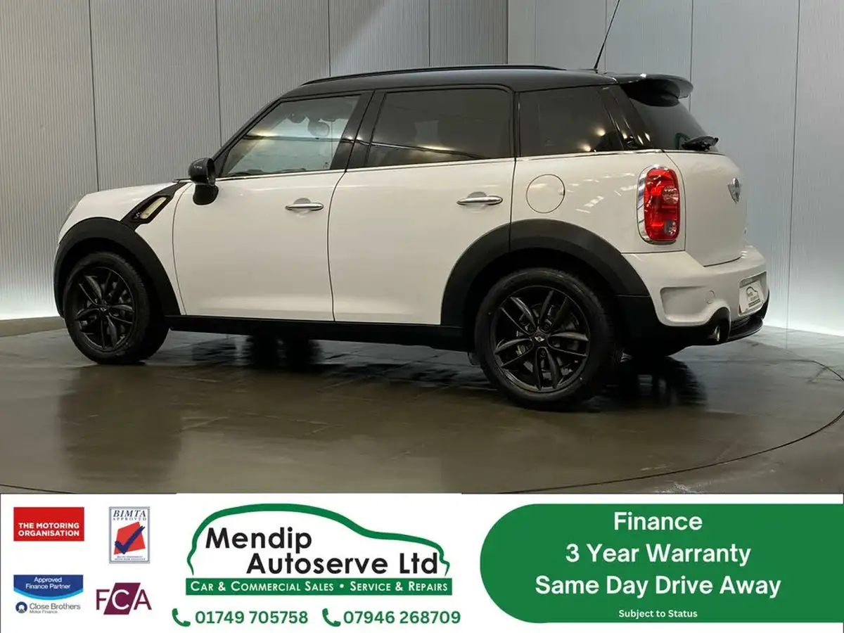 2012-mini-countryman-16-cooper-s-auto-big-9