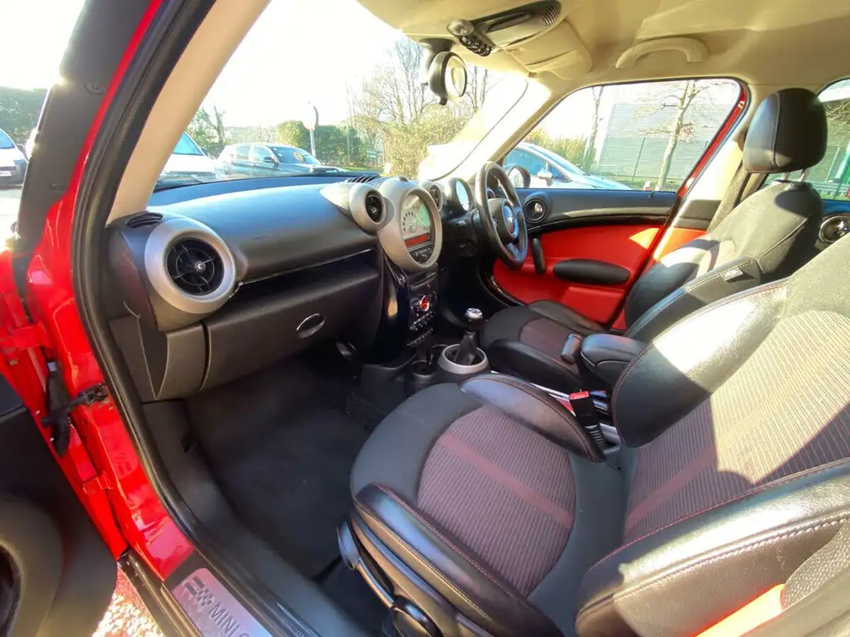 2011-mini-countryman-20td-cooper-sd-143bhp-all4-big-52