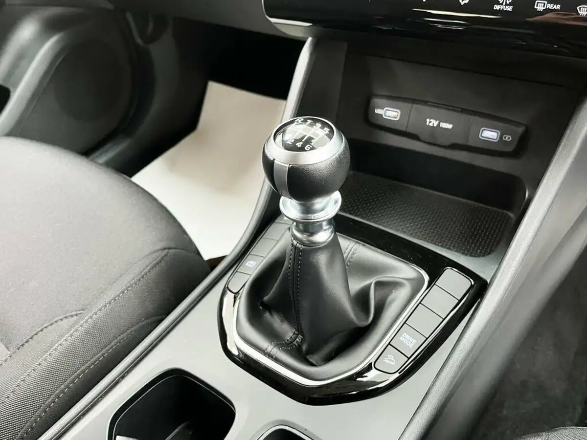 2022-hyundai-tucson-16-t-gdi-se-connect-150ps-big-27