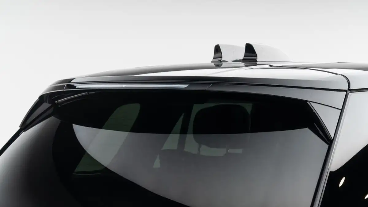 2024-land-rover-range-rover-30-d350-hse-big-12
