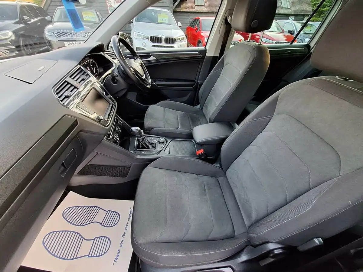 2016-volkswagen-tiguan-20-tsi-sel-dsg-big-9
