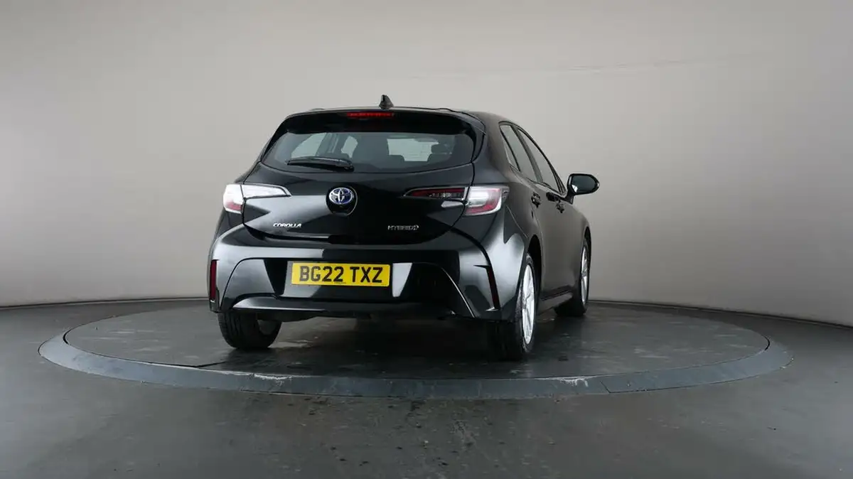 2022-toyota-corolla-18-vvt-i-icon-120bhp-trk-hatchback-5d-big-68