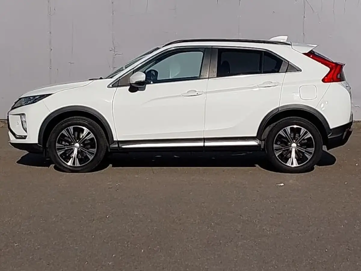 2020-mitsubishi-eclipse-cross-15-3-big-3
