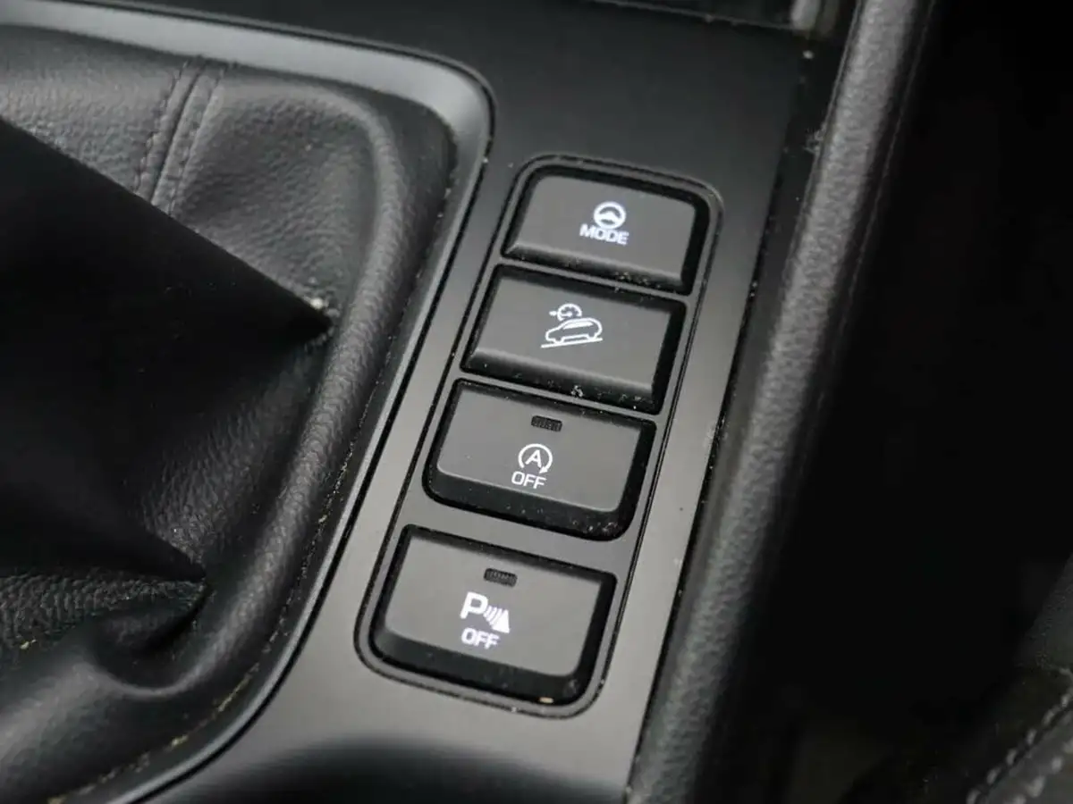 2020-hyundai-tucson-16-gdi-se-nav-big-28