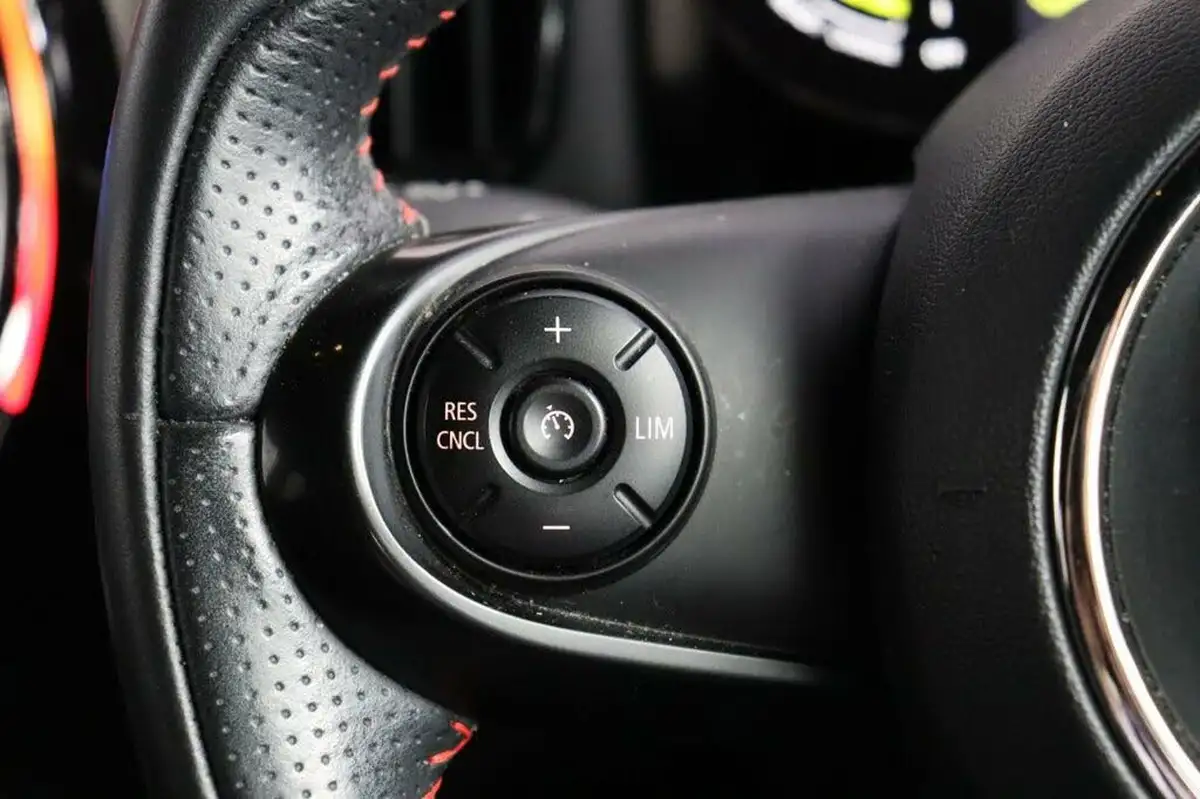 2021-mini-countryman-15-cooper-s-e-phev-sport-big-23