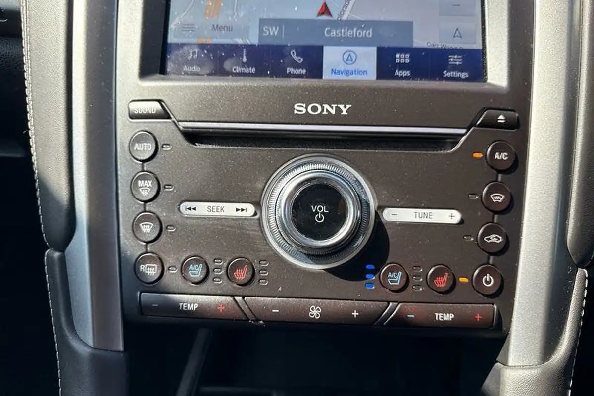 2022-ford-mondeo-20-tivct-vignale-estate-5d-big-24