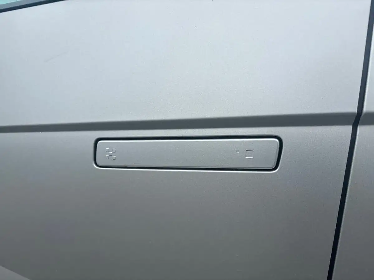 2022-hyundai-ioniq-5-e-premium-217ps-73kwh-rwd-big-39