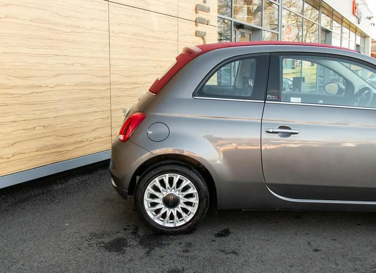 2019-fiat-500c-12-lounge-ss-big-10