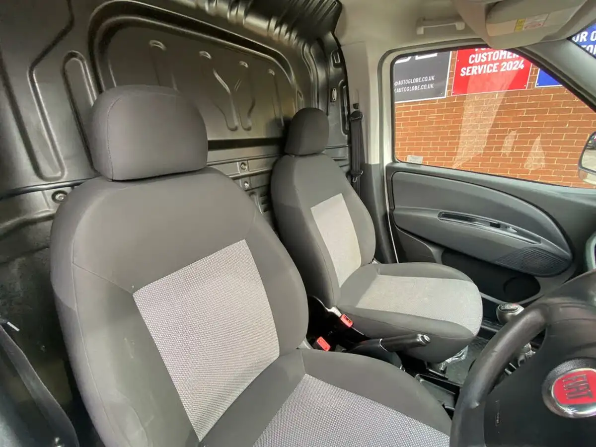 2017-fiat-doblo-cargo-13td-l1h2-big-31