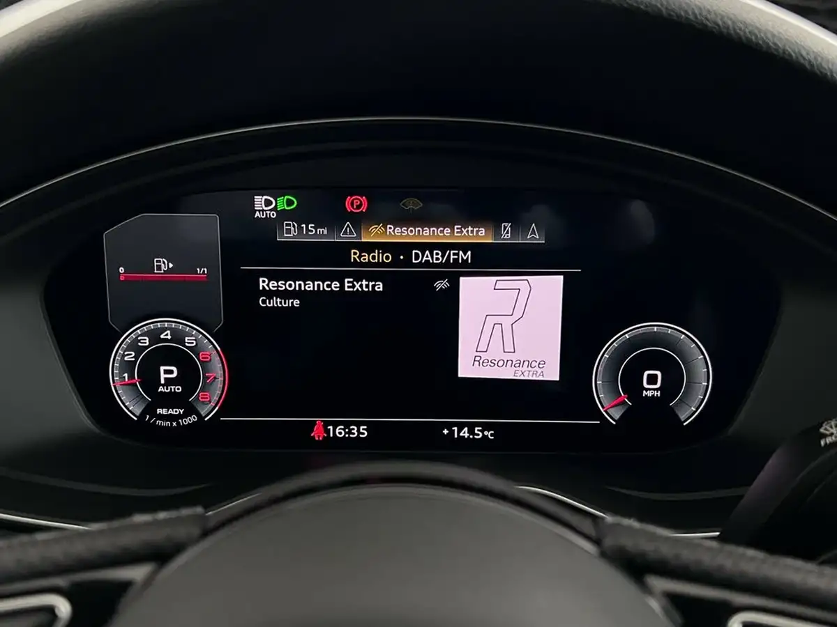 2022-audi-a4-20-35-tfsi-s-line-tronic-big-23