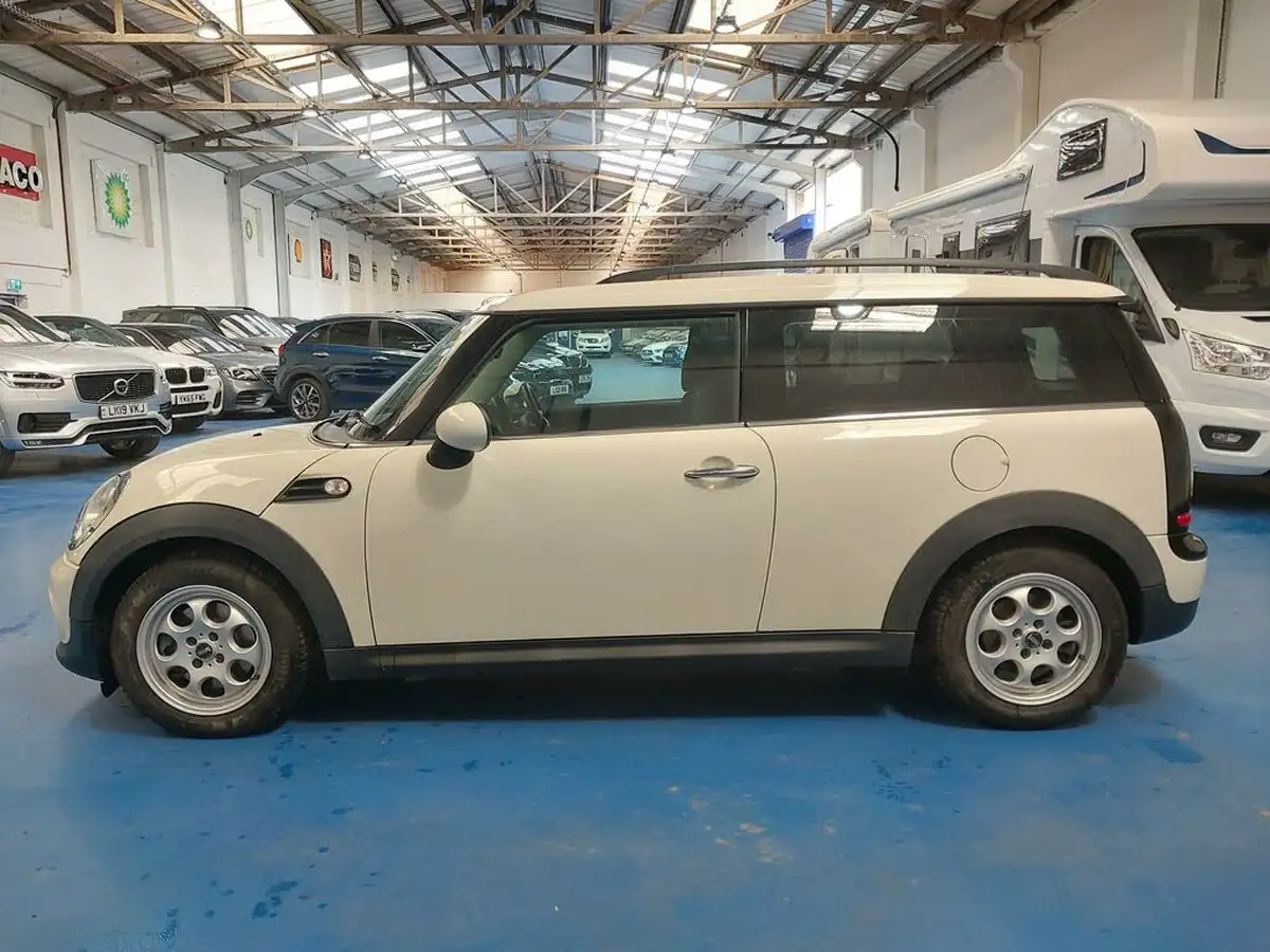 2014-mini-clubman-16-cooper-big-8