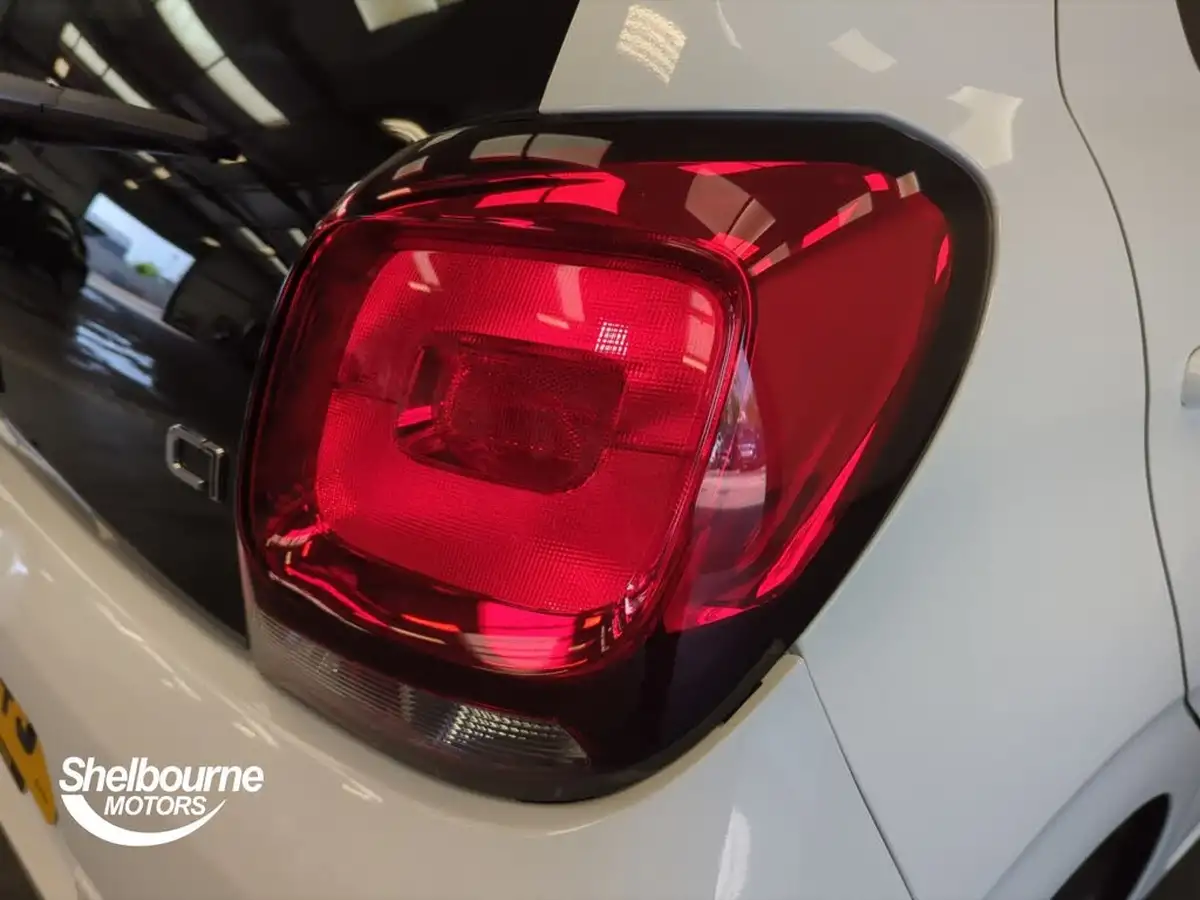 2021-citroen-c1-10-vti-sense-5d-big-18