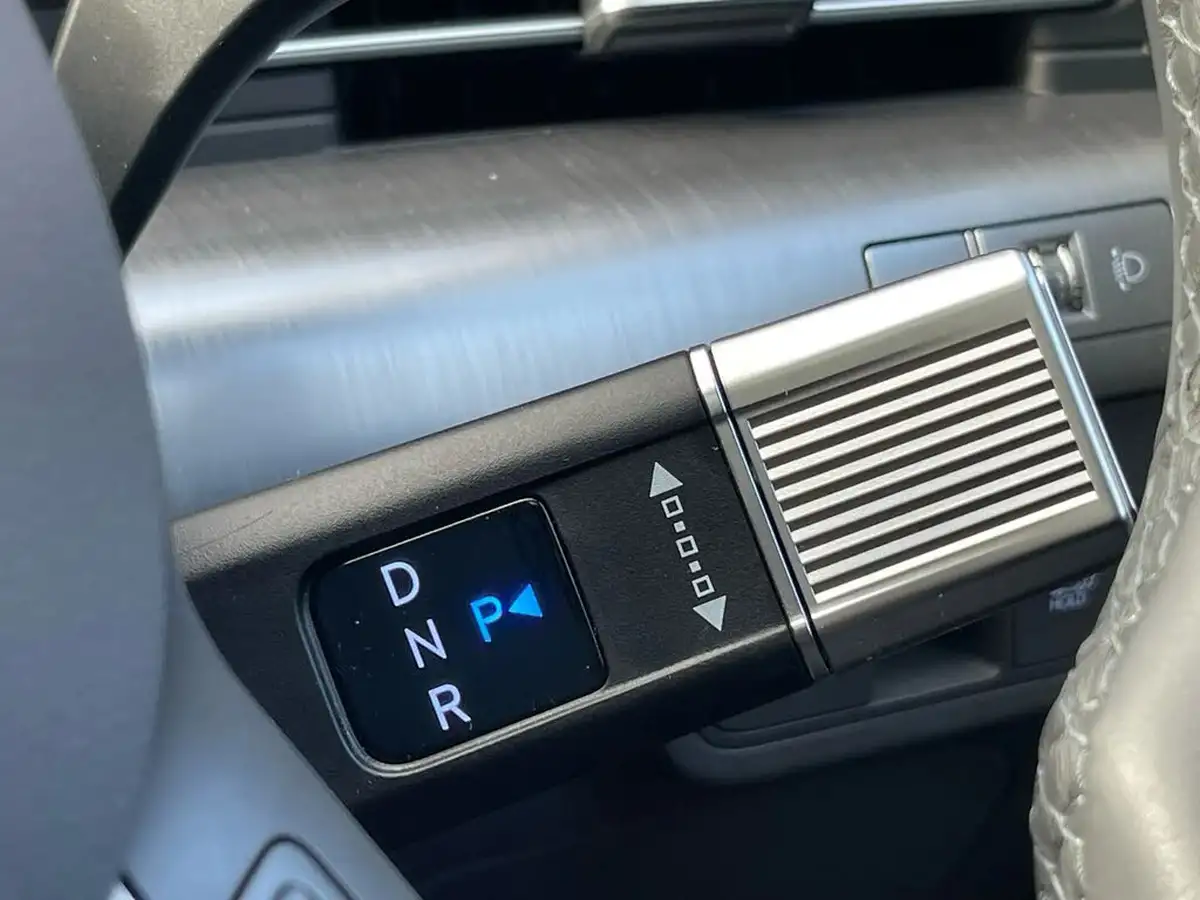 2024-hyundai-kona-e-ultimate-218ps-65kwh-big-14